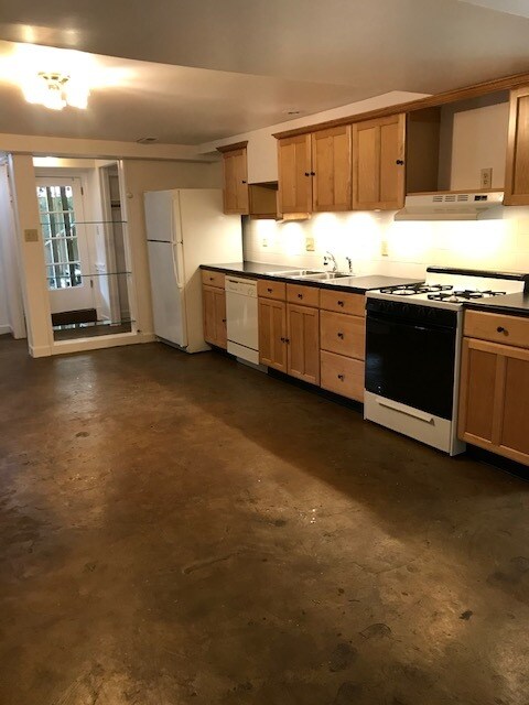 87 Druid Cir NE, Unit C in Atlanta, GA - Building Photo