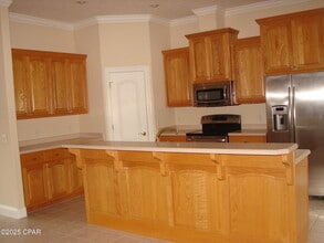 3402 Hillcrest Dr in Panama City, FL - Foto de edificio - Building Photo