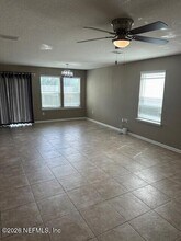 9670 Freefall Rd in Jacksonville, FL - Building Photo - Building Photo