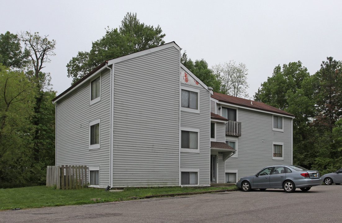 3969 Piccadilly Cir in Cincinnati, OH - Foto de edificio