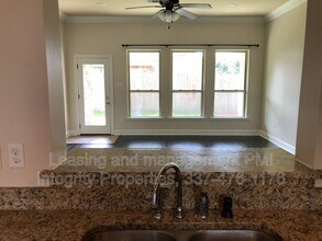 103 Wood Moss Wy in Lafayette, LA - Building Photo - Building Photo