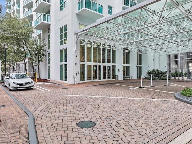 31 SE 5th St, Unit 2911 in Miami, FL - Foto de edificio - Building Photo