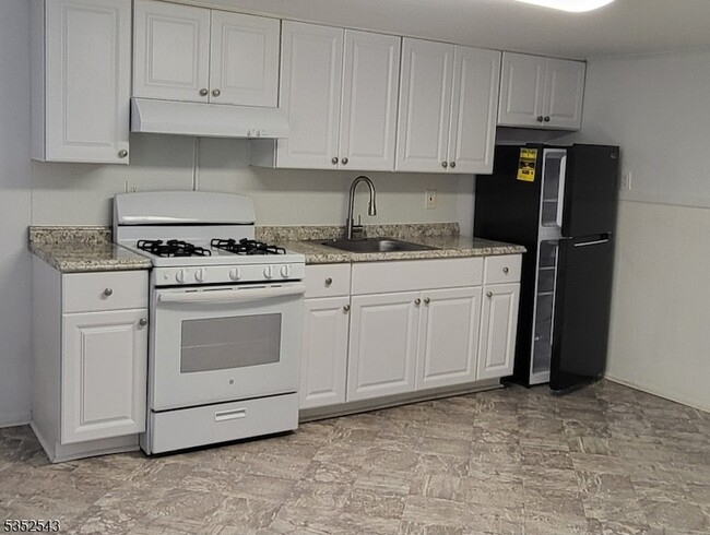 property at 60 E McFarlan St