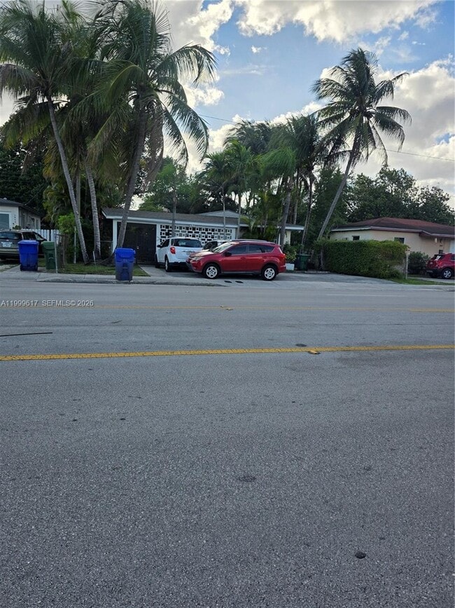 property at 2832 SW 37th Ave