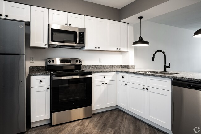 Rippling Stream Townhomes in Durham, NC - Building Photo - Building Photo