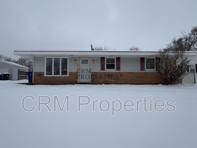 property at 800 Maumee Dr