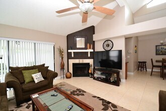 341 Goldstone Pl in Lake Mary, FL - Building Photo - Building Photo