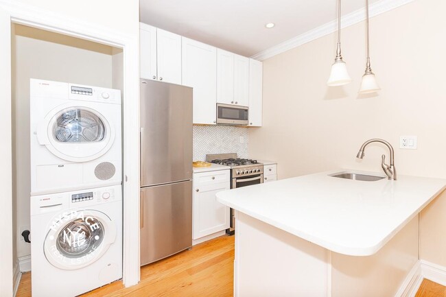 41 Jefferson St, Unit 17 in Brooklyn, NY - Building Photo - Building Photo