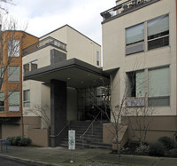 Clay Street Commons in Portland, OR - Foto de edificio - Building Photo