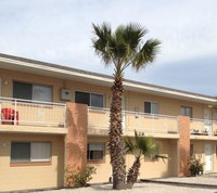 429 Auburn Dr in Daytona Beach, FL - Building Photo - Building Photo