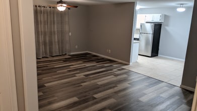 1002 Foxhunt Terrace NE in Leesburg, VA - Building Photo - Building Photo