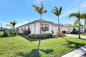 10858 SW Meandering Mile Rd in Port St. Lucie, FL - Building Photo - Building Photo