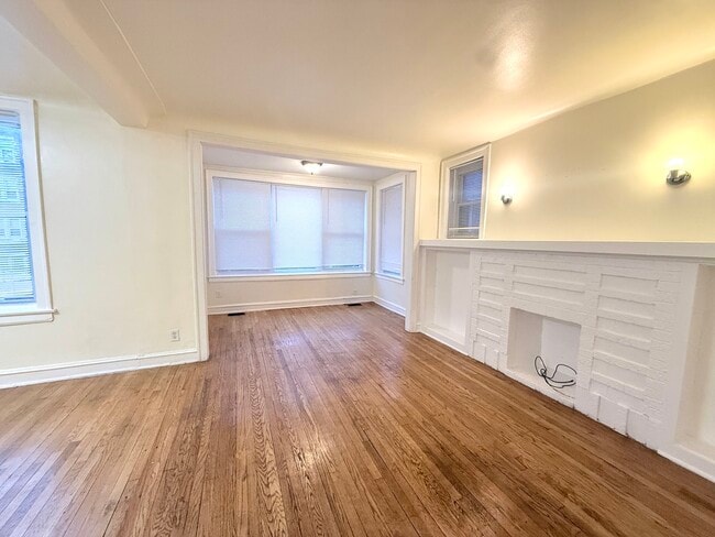 7157 S East End Ave in Chicago, IL - Building Photo - Building Photo