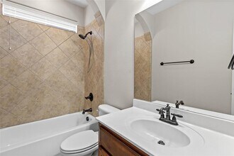 11709 Woodland Hills Trail in Austin, TX - Building Photo - Building Photo