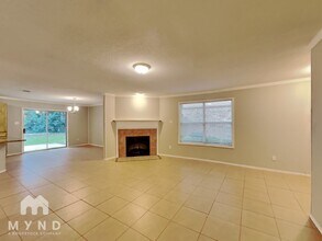 4908 Thorn Hollow Dr in Fort Worth, TX - Foto de edificio - Building Photo