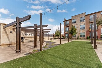 Gateway Cedars Apartments in Forney, TX - Building Photo - Building Photo