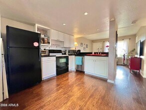 19601 N 7th St in Phoenix, AZ - Building Photo - Building Photo
