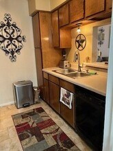 4633 Wild Indigo St in Houston, TX - Building Photo - Building Photo