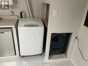 385 Marybay Crescent in Richmond Hill, ON - Building Photo - Building Photo