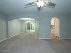 11826 Lake Bend Cir in Jacksonville, FL - Building Photo - Building Photo