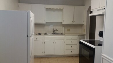 2502 W Pikes Peak Ave in Colorado Springs, CO - Building Photo - Building Photo