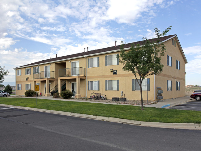 Stonegate Village Apartments in Pueblo, CO - Foto de edificio - Building Photo