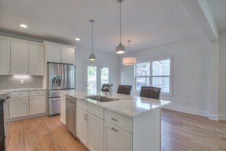 1710 Nubell St in Nashville, TN - Building Photo - Building Photo
