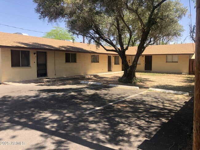 property at 520 W Clark St
