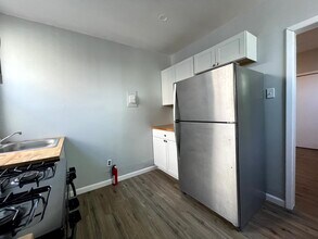 2917 W Sedgley Ave in Philadelphia, PA - Foto de edificio - Building Photo