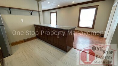 5045 E 8th St in Kansas City, MO - Foto de edificio - Building Photo