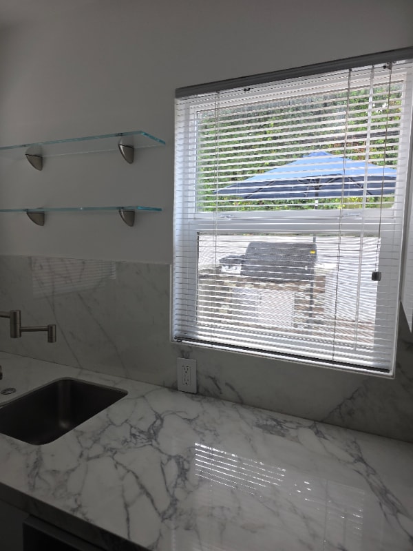 3004 Kelton Ave in Los Angeles, CA - Foto de edificio - Building Photo