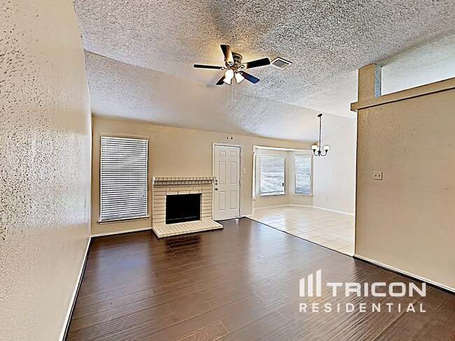 24027 Leathergate Dr in Spring, TX - Building Photo - Building Photo