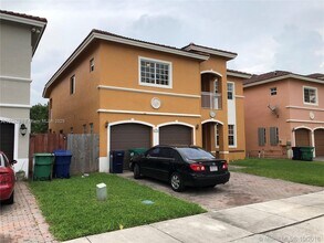 13510 SW 177th Terrace in Miami, FL - Building Photo - Building Photo