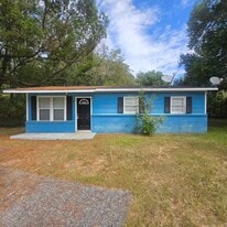 1300 Best Dr in Mobile, AL - Building Photo