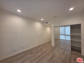 12000 Goshen Ave in Los Angeles, CA - Building Photo - Building Photo