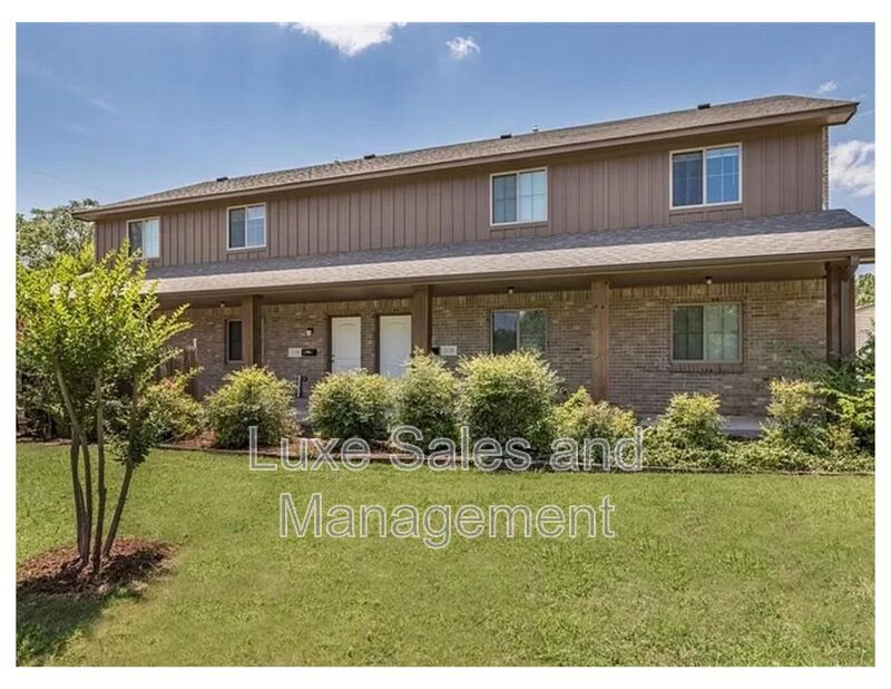 1120 E Campbell St in Edmond, OK - Building Photo