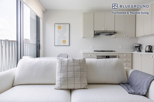 200 Mesnager St in Los Angeles, CA - Building Photo - Building Photo