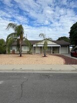 25981 Coombe Hill Dr in Menifee, CA - Building Photo