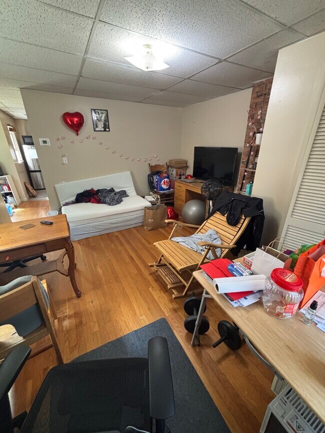 169 Windsor St, Unit 2 in Cambridge, MA - Building Photo - Building Photo