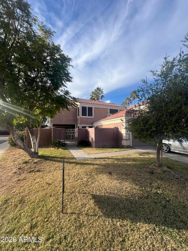 15858 S 33rd Pl in Phoenix, AZ - Building Photo - Building Photo