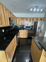 2222 Detroit Ave in Cleveland, OH - Building Photo