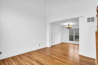 506 E Tomaras Ave in Savoy, IL - Building Photo - Building Photo