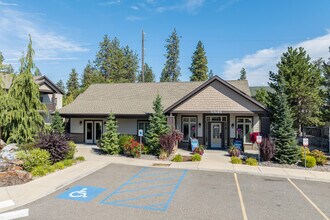 The Residence at River Run in Spokane, WA - Foto de edificio - Building Photo