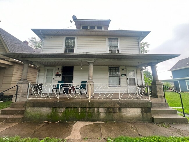 property at 212 N Oakland Ave