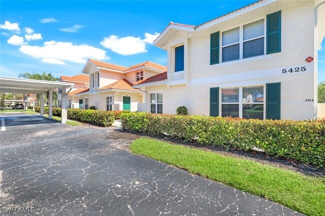 property at 5425 Worthington Ln