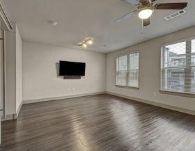 8801 Carolina Wren Wy in Frisco, TX - Foto de edificio - Building Photo
