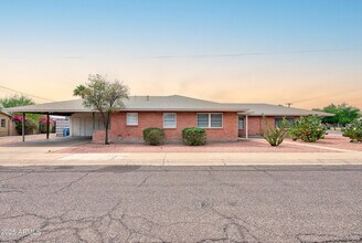 1301 W Osborn Rd in Phoenix, AZ - Building Photo - Building Photo