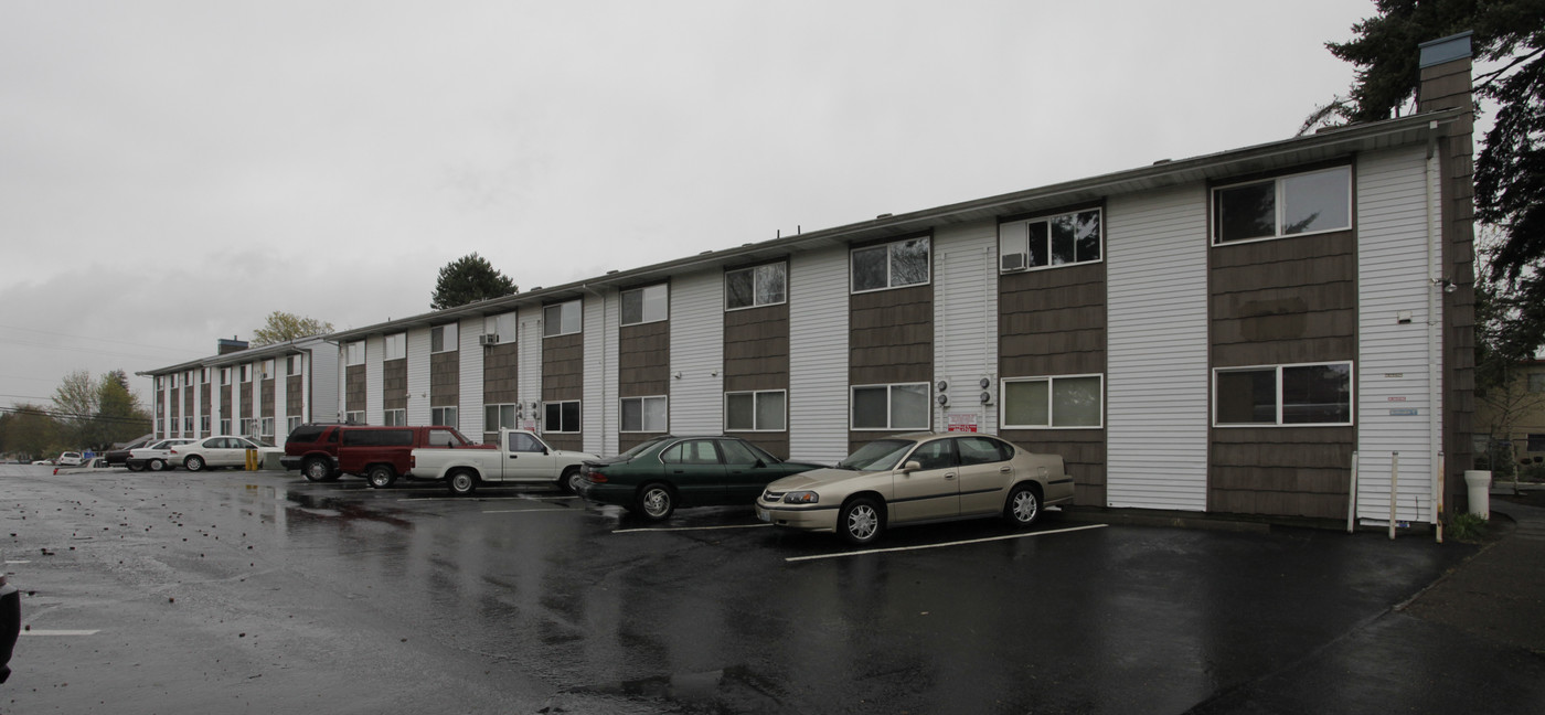 Concord Arms Apartments in Vancouver, WA - Foto de edificio