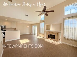 4675 Los Alamos Way in Oceanside, CA - Building Photo - Building Photo