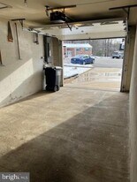 4765 Lupino Ct in Woodbridge, VA - Building Photo